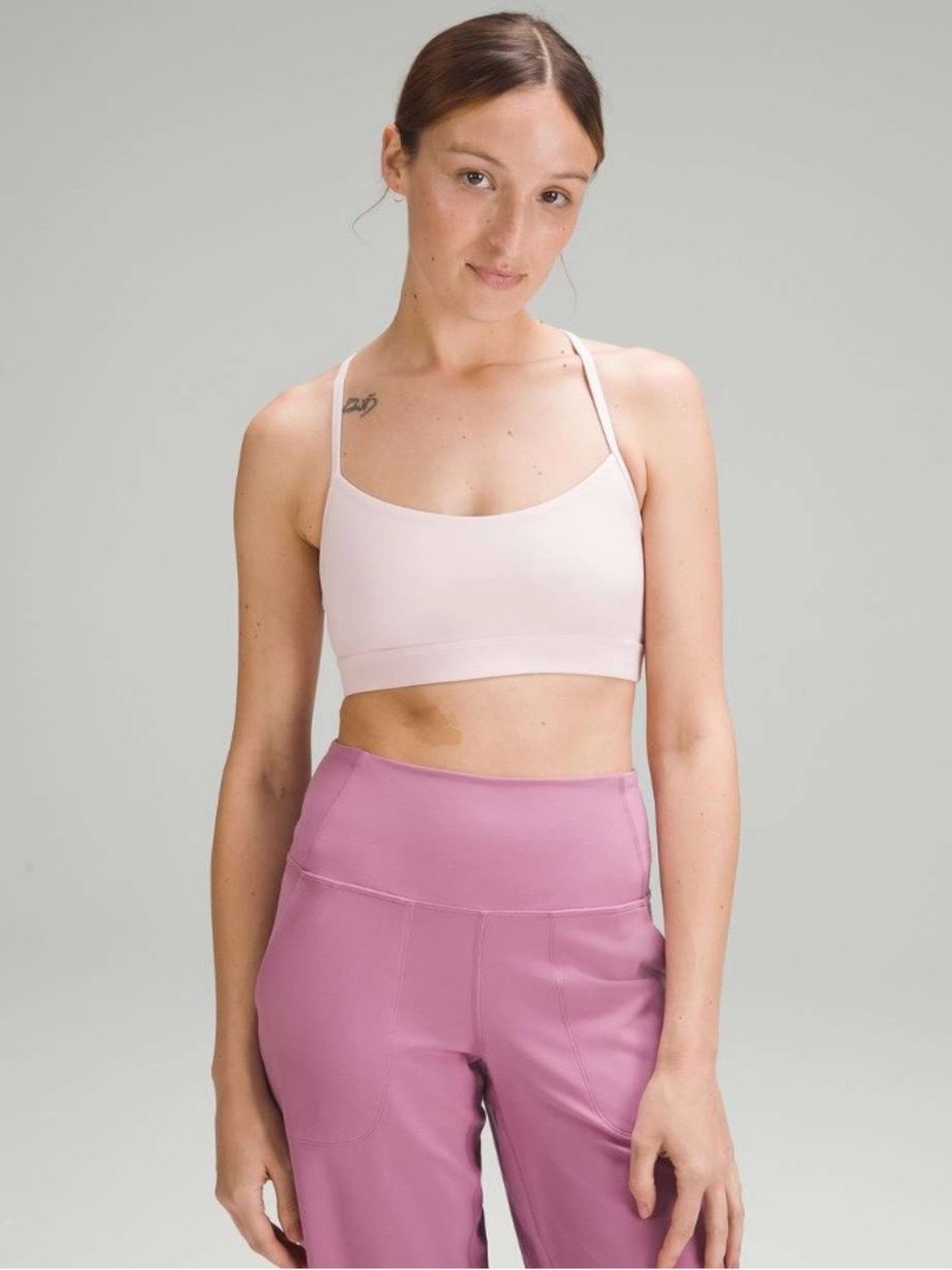 Lululemon Flow Y Bra Nulu size 6 in Blush pink